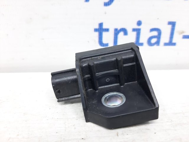 Датчик AIRBAG передний 8651A069 MITSUBISHI