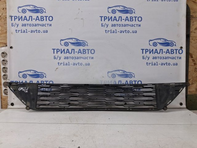 865221H500 HYUNDAI Решетка бампера переднего центральная купить в Украина