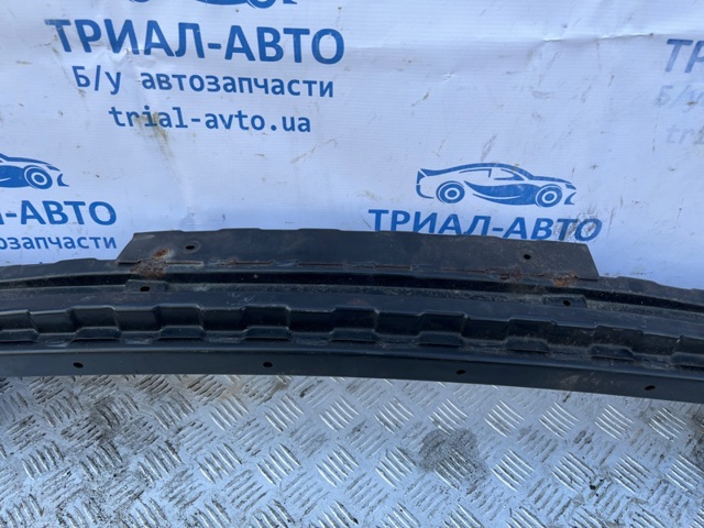 865304C000 Усилитель переднего бампера купить Житомир