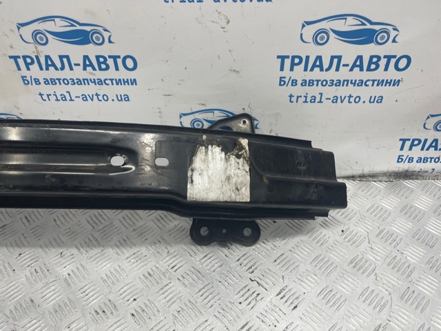 HYUNDAI 865304Z000 Усилитель переднего бампера в наличии Кривой Рог