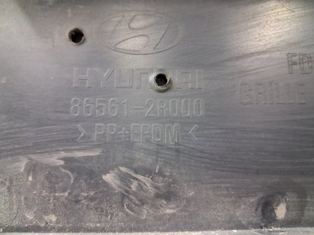 865612R000 HYUNDAI Решетка бампера переднего купить в Винница