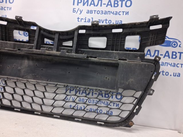 865612R000 HYUNDAI Решетка бампера переднего купить в Ирпень