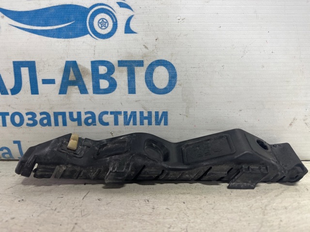 865842T500 HYUNDAI Кронштейн бампера переднего правый купить в Одесса