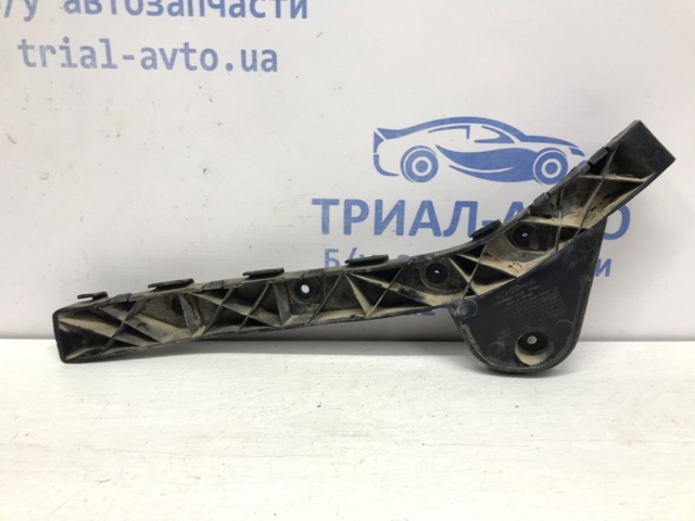 HYUNDAI 866131H100 Направляющая заднего бампера левая в наличии Ирпень