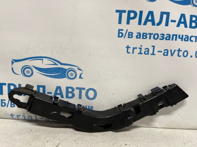 Крепление бамера правое 866143S000 HYUNDAI
