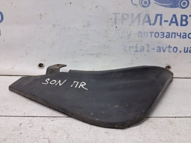 868323K000 HYUNDAI Брызговик передний правый купить в Запорожье