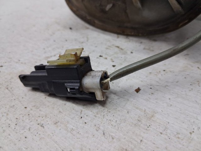 873702L000 HYUNDAI купить в Киев