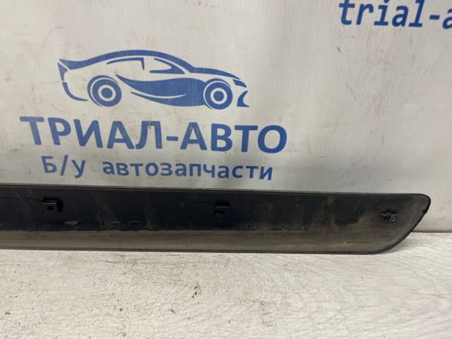 877211C500CA Молдинг двери передней левой купить Чернигов
