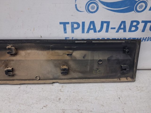 HYUNDAI 877312P000 Накладка двери задней левой в наличии Запорожье