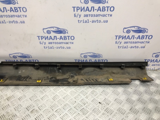 877512P000 Накладка (молдинг) порога наружная левая купить Житомир