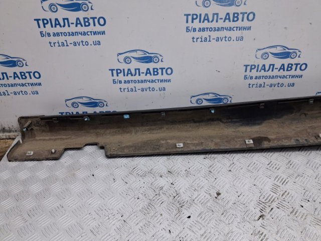 877522S000 Накладка (молдинг) порога наружная правая купить Ровно