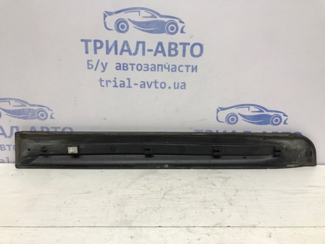 877702B000 HYUNDAI Молдинг двери задней левой купить в Львов