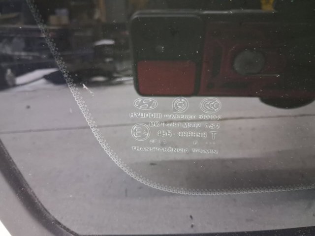 Стекло кузова/багажного отсека, левое 878102L110 HYUNDAI