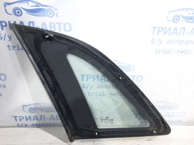 878202P000 Стекло кузова (багажного отсека) правое купить Чернигов
