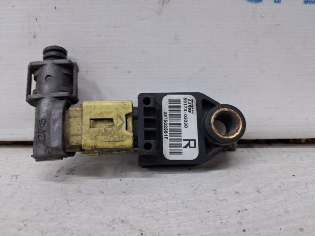 Датчик AIRBAG передний 8917305030 TOYOTA