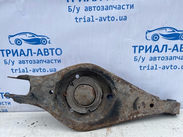 FORD 8A8Z5A649C Рычаг задней подвески нижний левый/правый в наличии Ровно