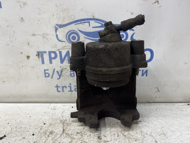 VAG 8V0615124 Суппорт тормозной передний правый в наличии Запорожье