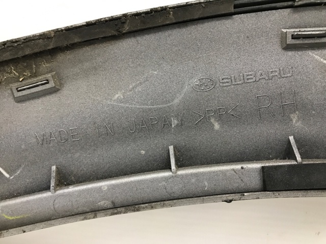 Накладка задней правой двери 91112AJ330MD SUBARU