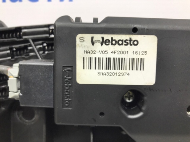916044CC0B NISSAN Крышка люка крыши задняя купить в Ирпень