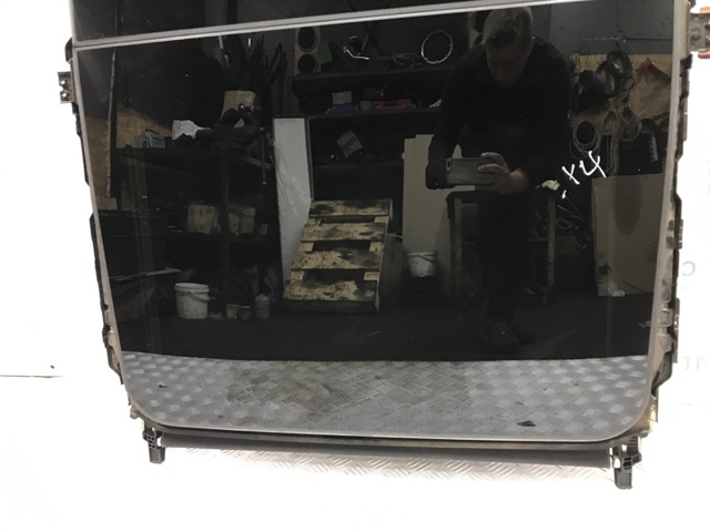 NISSAN 916044CC0B Крышка люка крыши задняя в наличии Кривой Рог