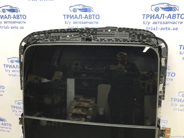 916044CC0B NISSAN Крышка люка крыши задняя купить в Ровно