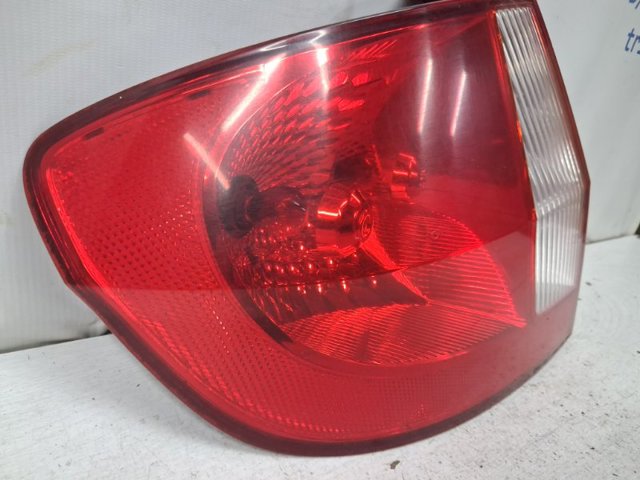 Левый стоп 924011C510 HYUNDAI