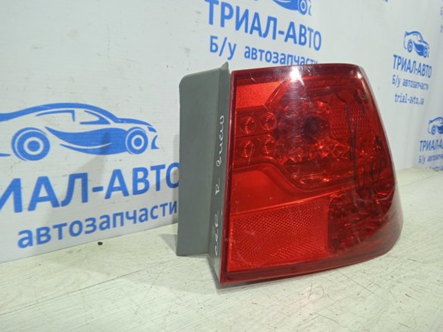 HYUNDAI 924021M010 Фонарь задний правый внешний в наличии Николаев