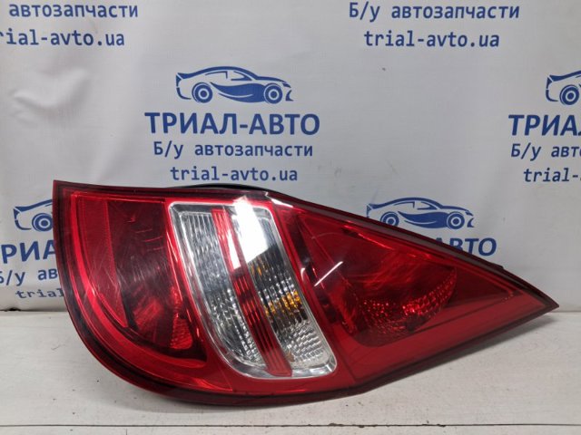 Задняя правая фара 924022L010 HYUNDAI