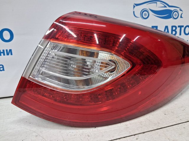 HYUNDAI 924022Y500 Фонарь задний правый внешний в наличии Чернигов