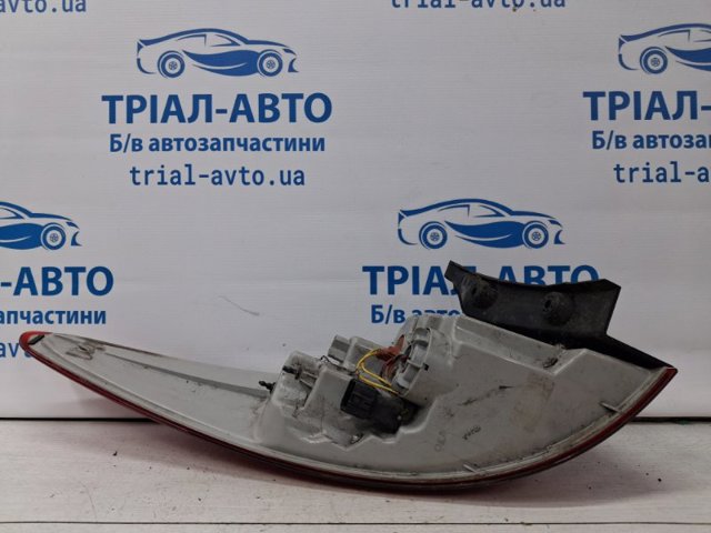 HYUNDAI 924022Y500 Фонарь задний правый внешний в наличии Житомир