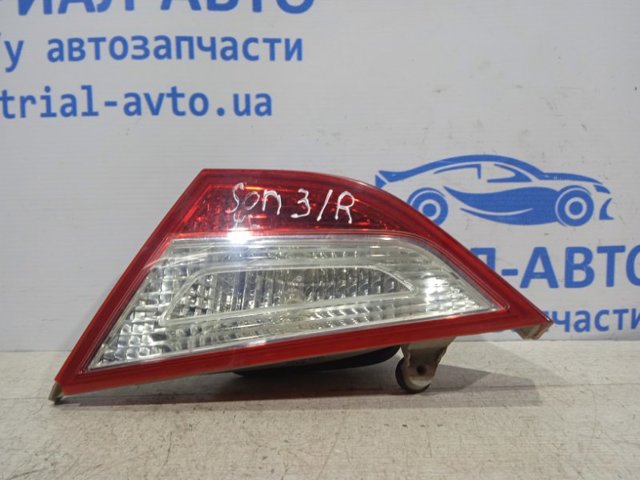 Фонарь задний правый, внешний 924023Q000 HYUNDAI