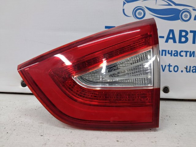Фара задняя правая внутренняя 924042Y500 HYUNDAI