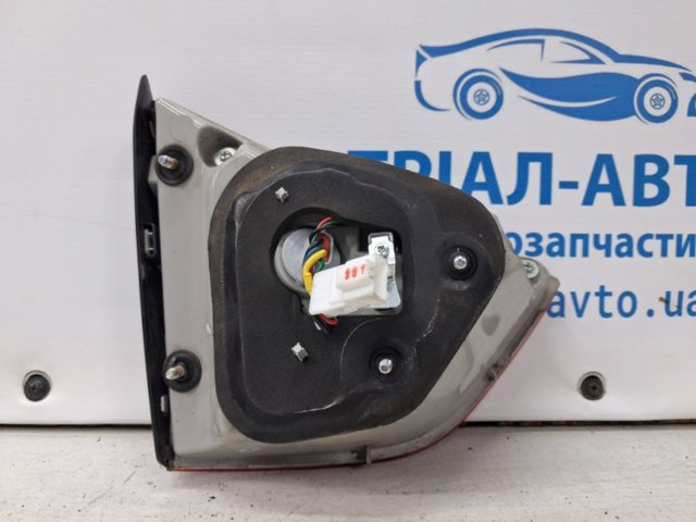 924042Y500 HYUNDAI Фонарь задний правый внутренний купить в Харьков