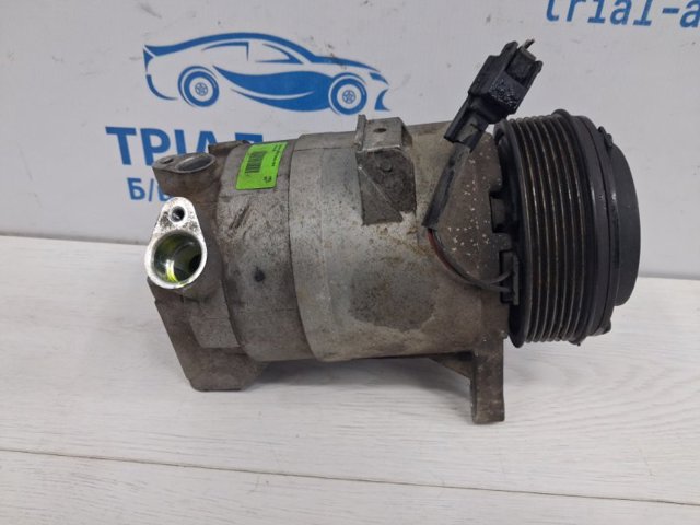 Насос кондиционера 926001JA1A NISSAN
