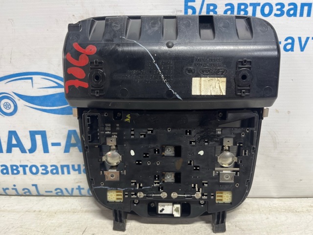 HYUNDAI 92800C6010 Плафон освещения салона (кабины) в наличии Одесса