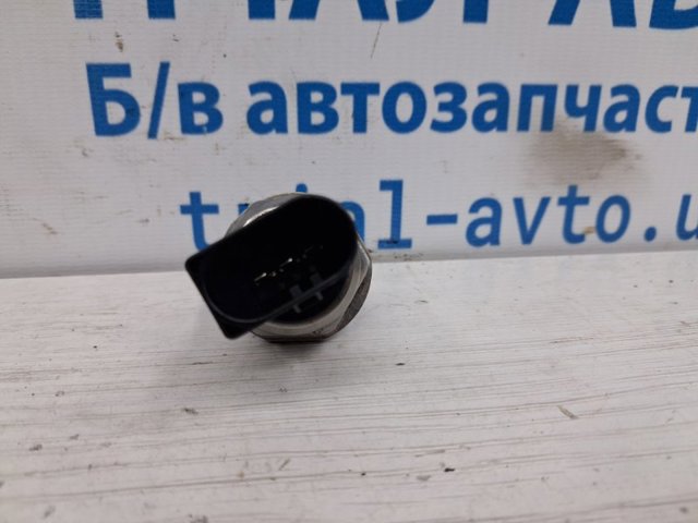 GM 9307Z528A Датчик давления топлива в наличии Каменское