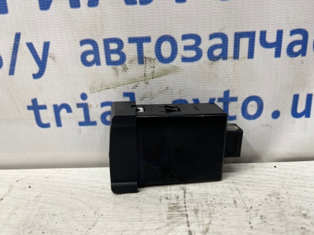 HYUNDAI 933702R000 в наличии Сумы