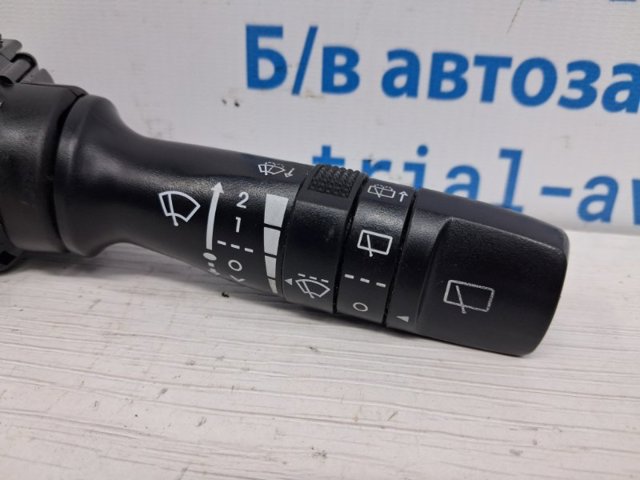 HYUNDAI 934202K560 Переключатель подрулевой правый в наличии Каменское
