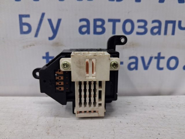 935402L100 HYUNDAI купить в Павлоград