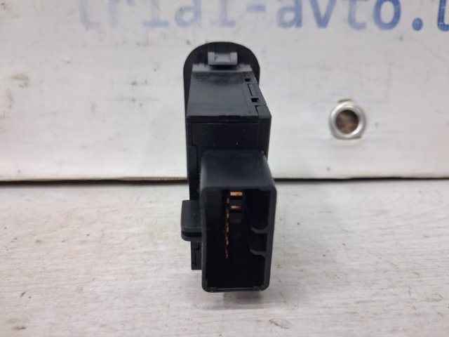 HYUNDAI 935503E000 Кнопка салона привода крышки багажника (двери 3/5-й (ляды) в наличии Одесса