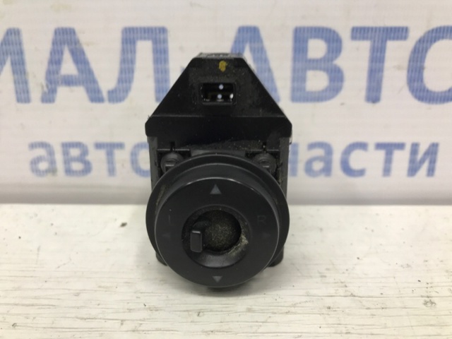 935601H000 HYUNDAI Регулятор зеркал купить в Павлоград