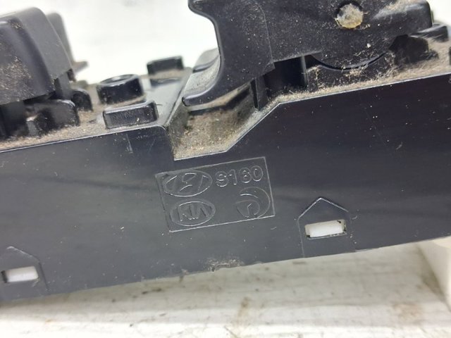 935703K010QS HYUNDAI купить в Сумы