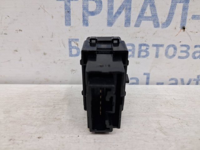 HYUNDAI 935751H000 Кнопочный блок управления стеклоподъемником задний в наличии Винница