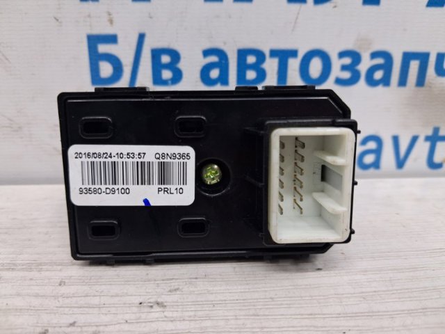 93580D9100 HYUNDAI Кнопочный блок управления стеклоподъемником задний левый купить в Чернигов