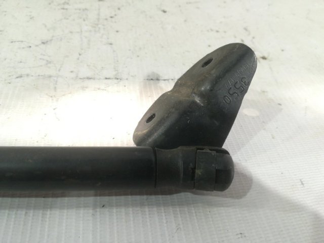 Амортизатор задней двери 93867088 OPEL