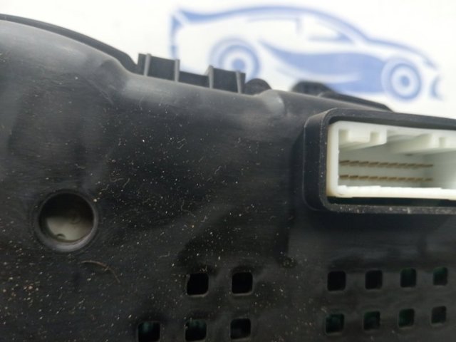 940032L520 HYUNDAI Панель приборов купить в Ужгород