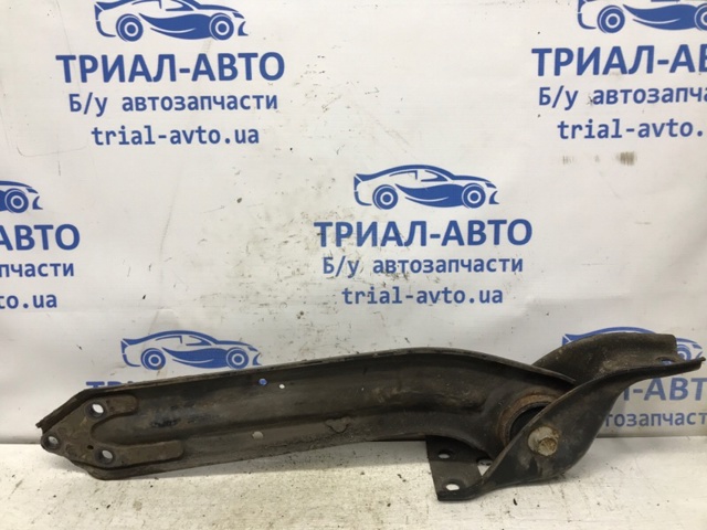 Тяга продольная задней подвески, правая 95261628 GM