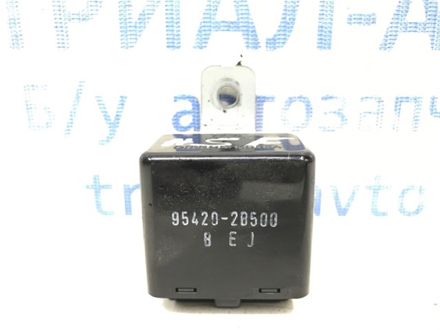 Реле управления дворниками 954202B500 HYUNDAI