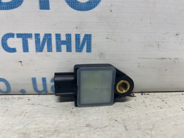 HYUNDAI 959203K000 Датчик удара в наличии Харьков