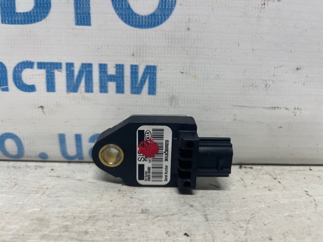 Датчик Эйрбэг передний 959203K000 HYUNDAI